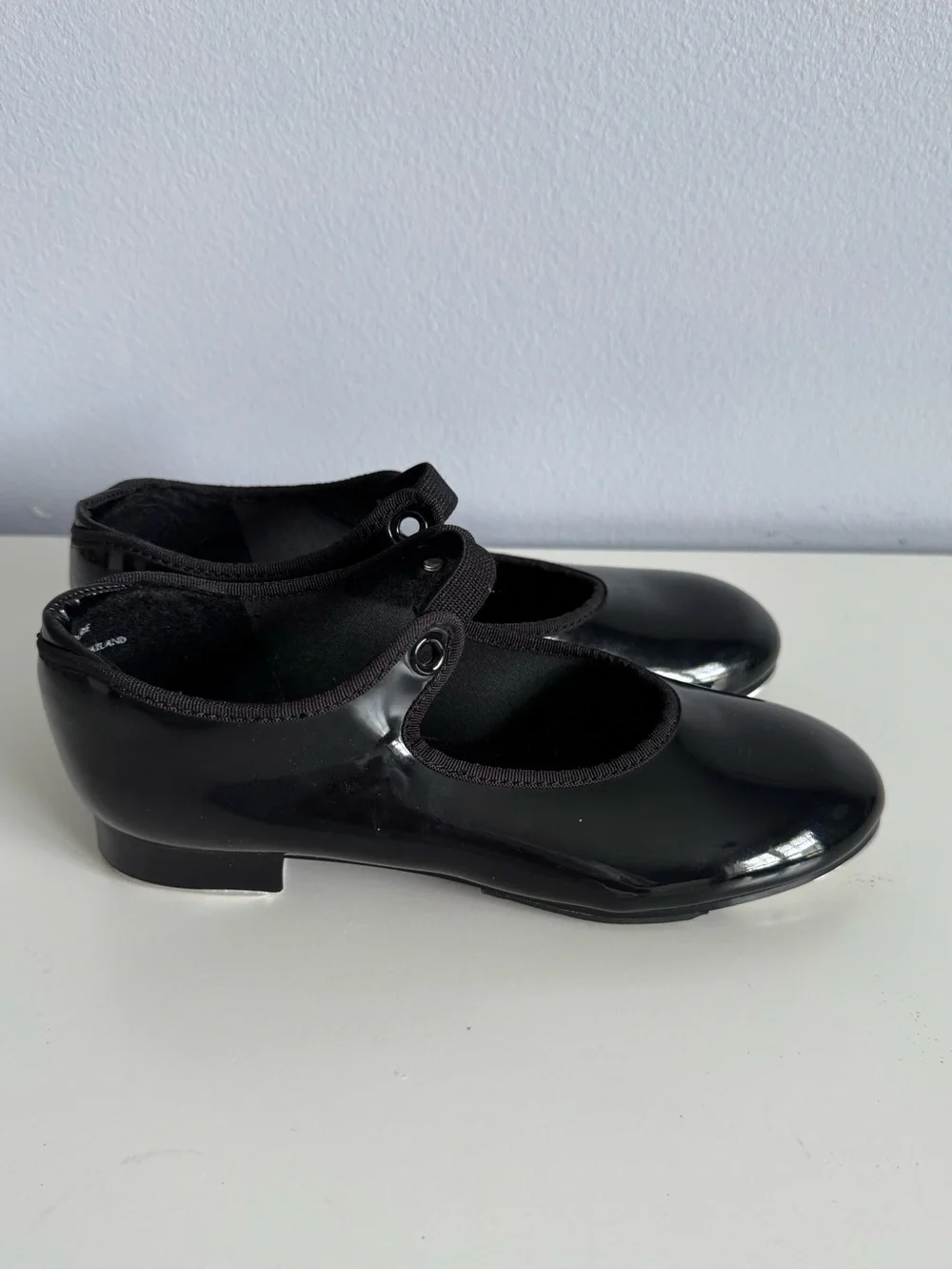 Capezio Future Star Black Patent Tap Shoes Girls 1M
